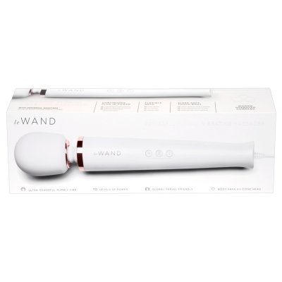 Le Wand Powerful Plug-In White